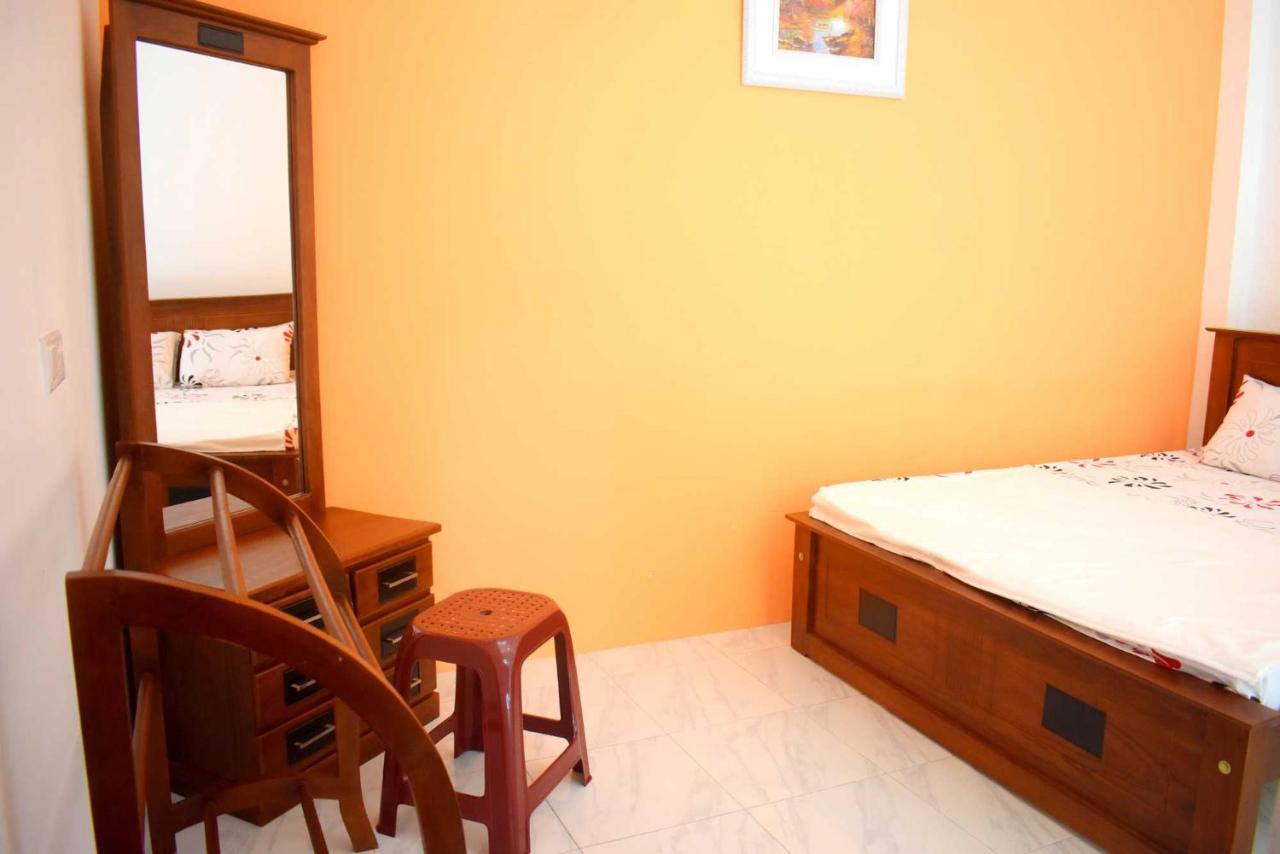 Sri Mayura Holiday Resort 카타라가마 외부 사진